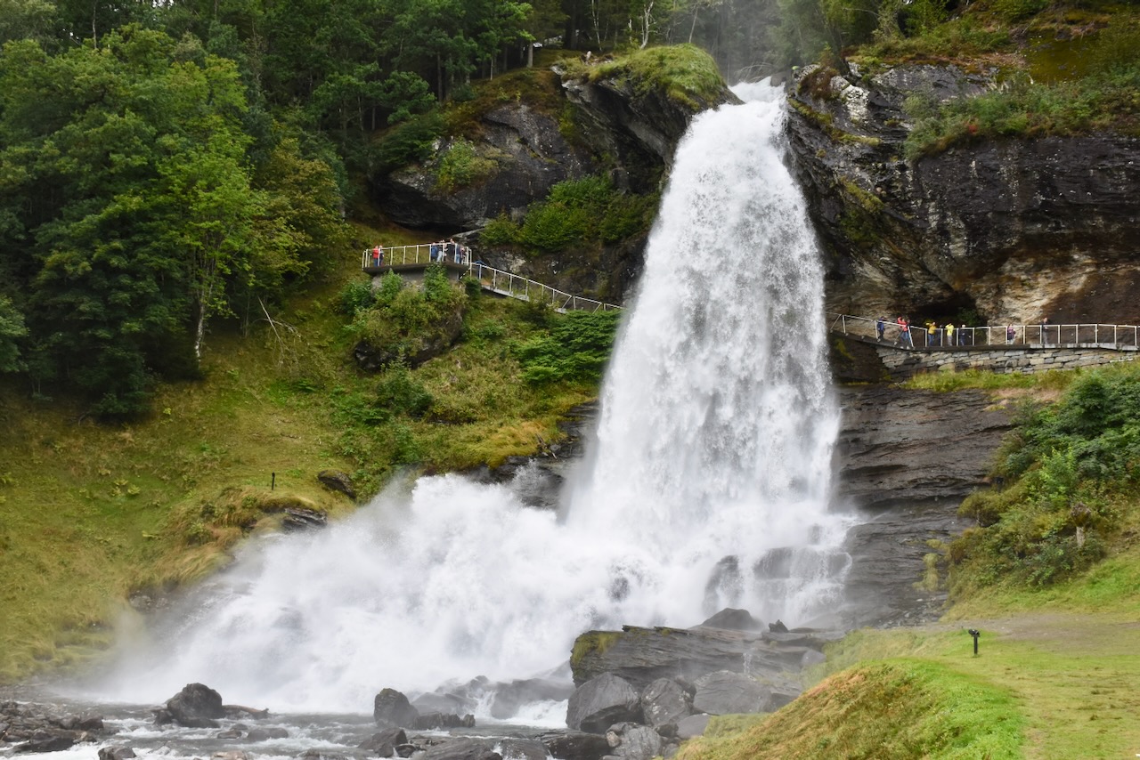 Steindalsfossen
