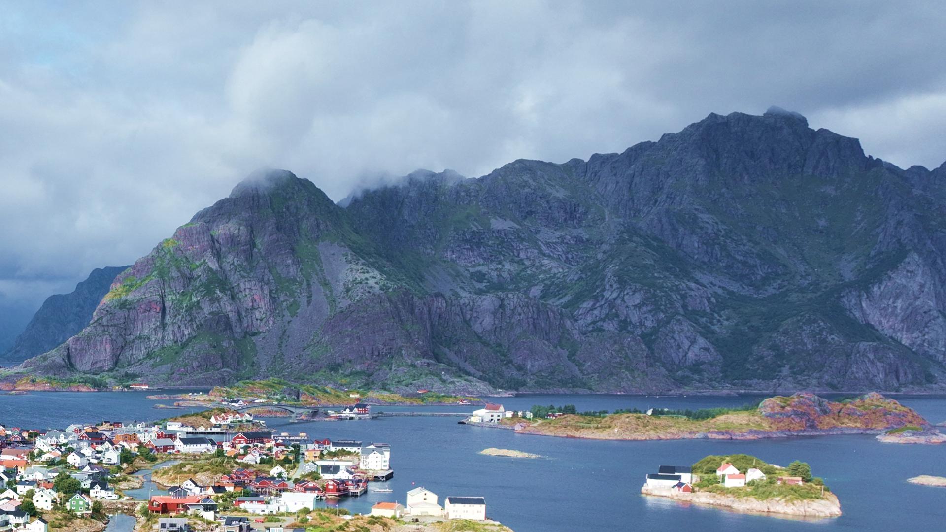 Festvågtinden